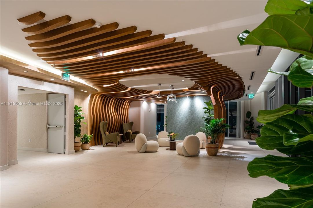 For Sale: $2,885,000 (4 beds, 5 baths, 2686 Square Feet)