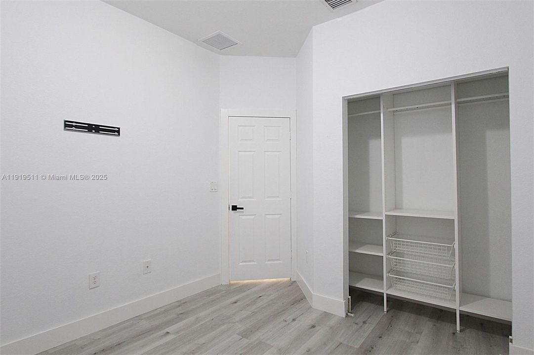 出租: $2,800 (3 贝兹, 2 浴室, 1562 平方英尺)