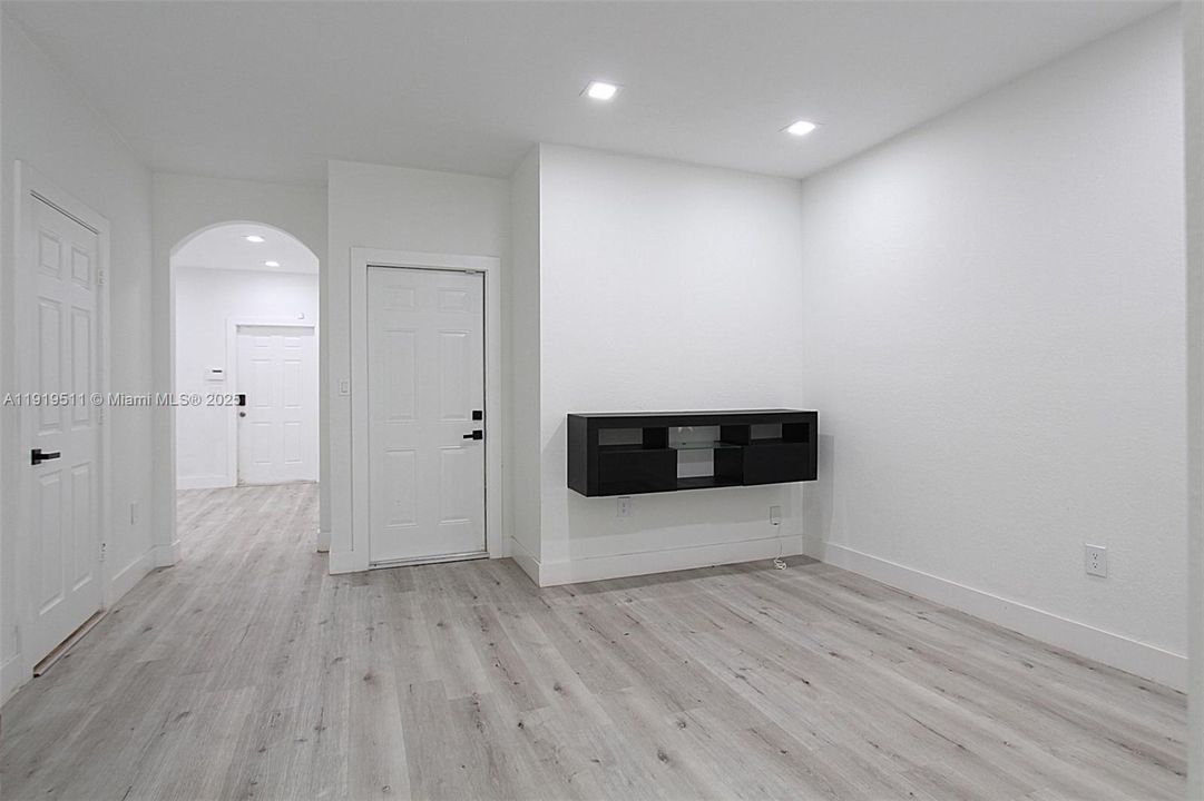 出租: $2,800 (3 贝兹, 2 浴室, 1562 平方英尺)