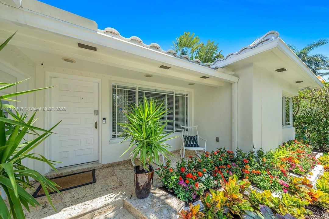 For Rent: $13,000 (4 beds, 4 baths, 2214 Square Feet)