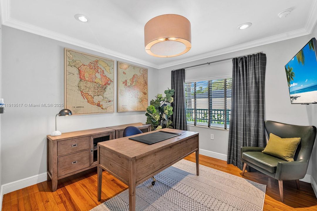 For Rent: $13,000 (4 beds, 4 baths, 2214 Square Feet)