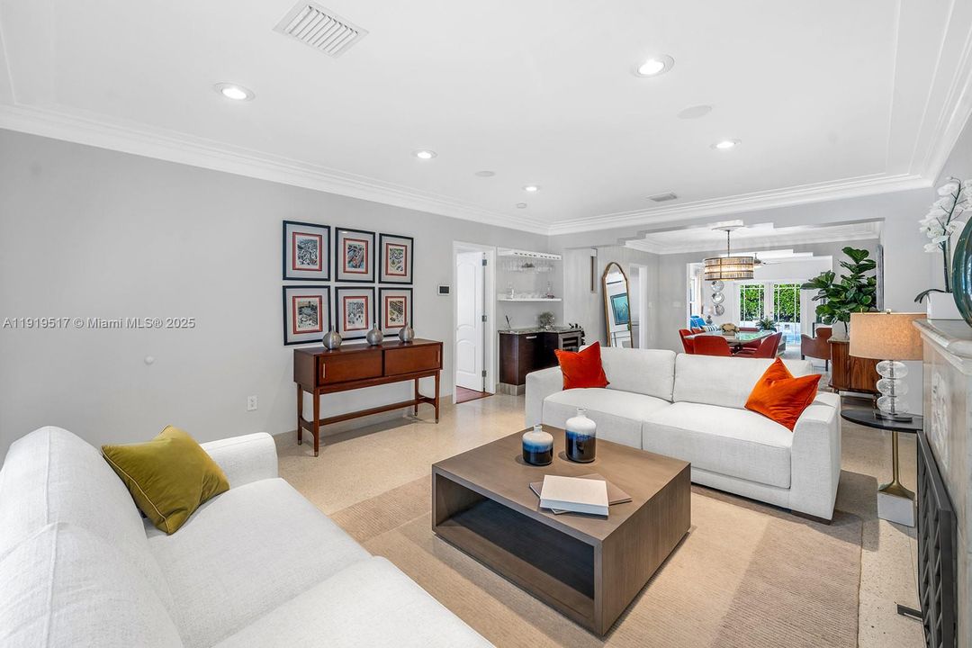 For Rent: $13,000 (4 beds, 4 baths, 2214 Square Feet)