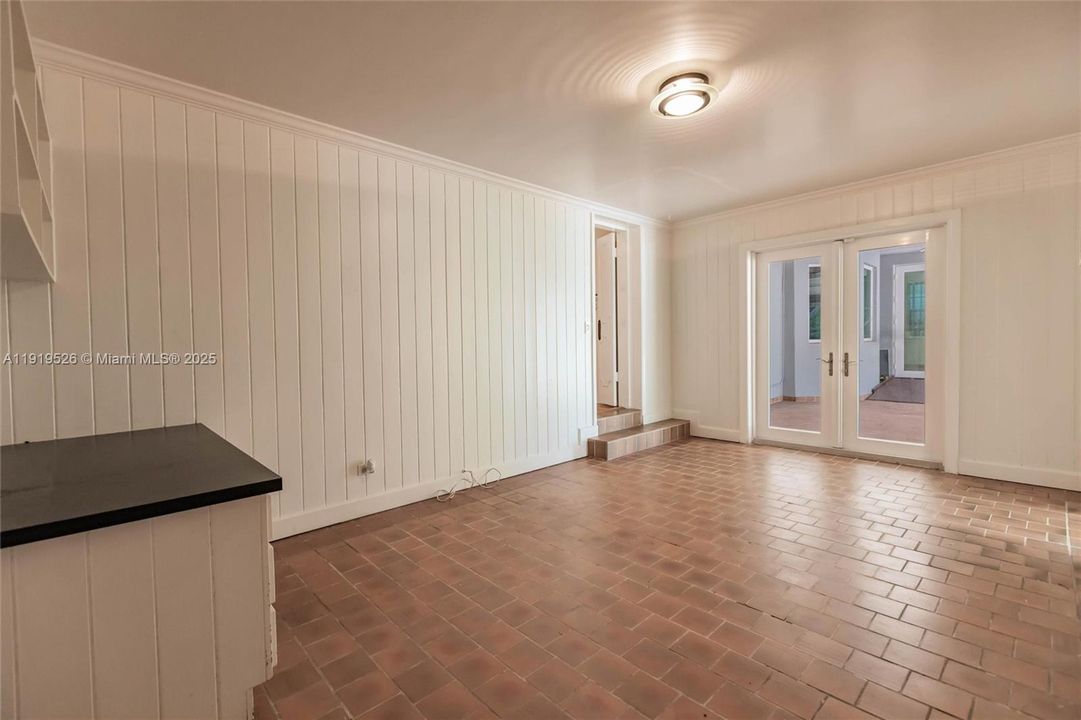 На продажу: $3,950,000 (5 спален, 5 ванн, 5812 Квадратных фут)