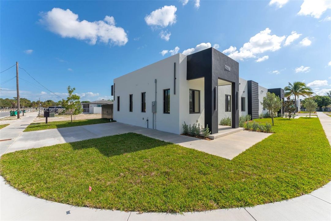 For Sale: $499,900 (3 beds, 2 baths, 0 Square Feet)