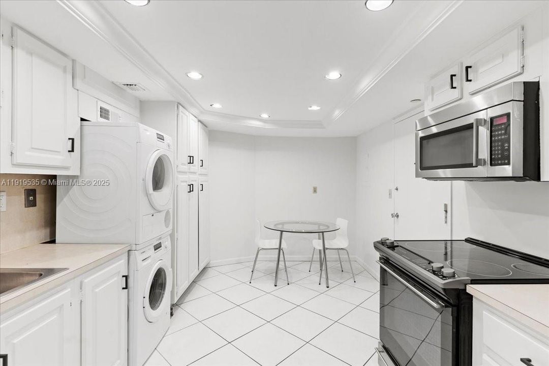 待售: $845,000 (2 贝兹, 2 浴室, 1409 平方英尺)