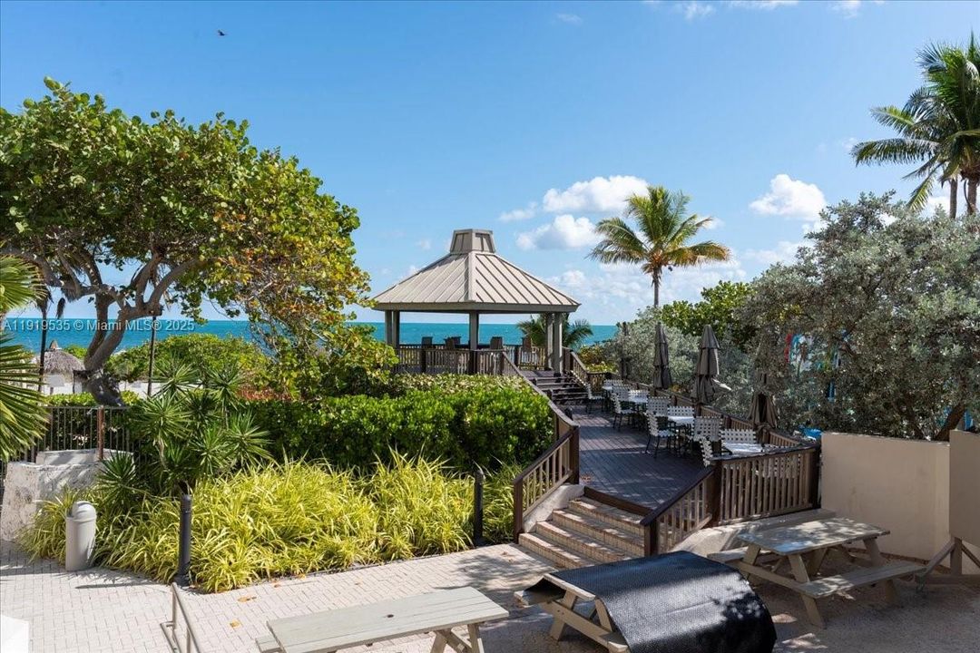 待售: $845,000 (2 贝兹, 2 浴室, 1409 平方英尺)