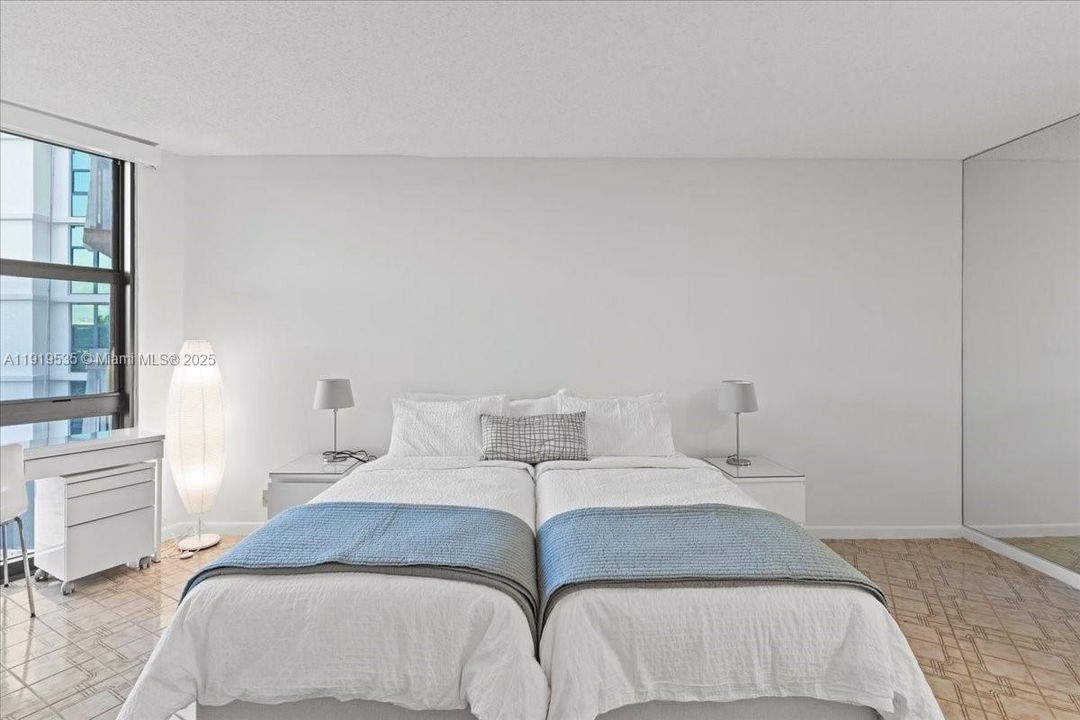 待售: $845,000 (2 贝兹, 2 浴室, 1409 平方英尺)