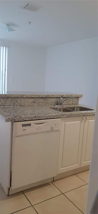 Active With Contract: $2,700 (3 beds, 2 baths, 1360 Square Feet)