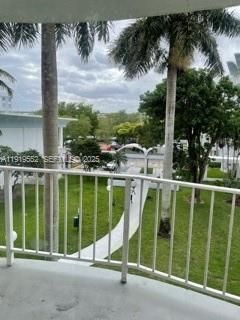 出租: $1,840 (2 贝兹, 2 浴室, 1036 平方英尺)