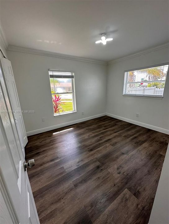 For Rent: $3,600 (3 beds, 2 baths, 1152 Square Feet)