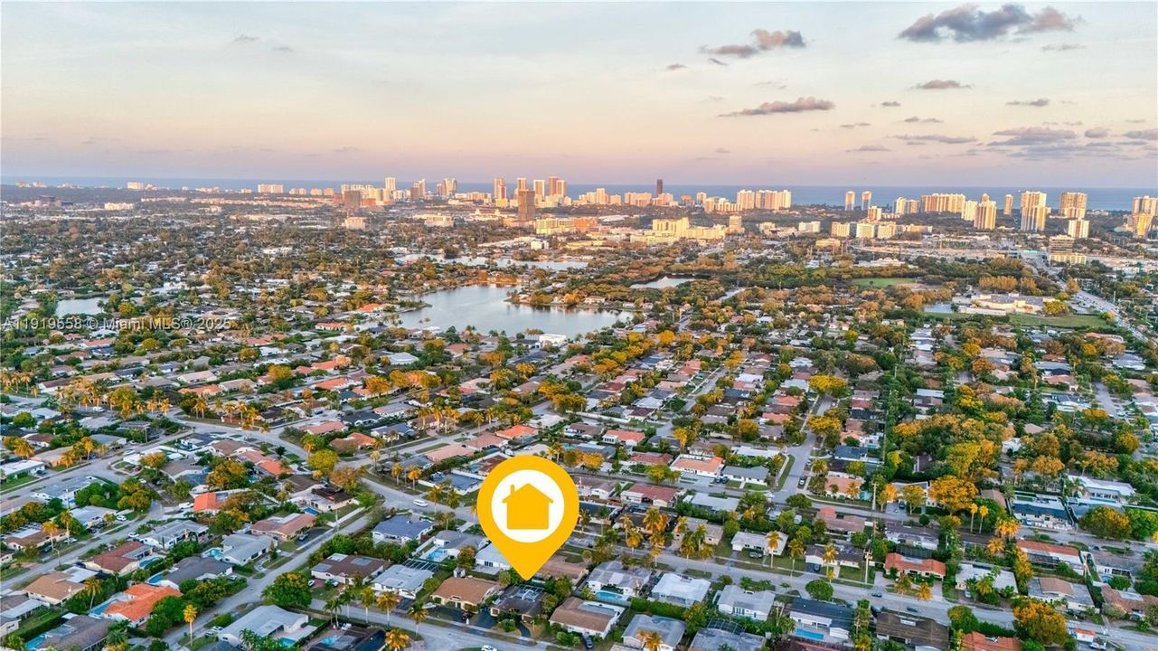 For Sale: $936,000 (4 beds, 2 baths, 1865 Square Feet)