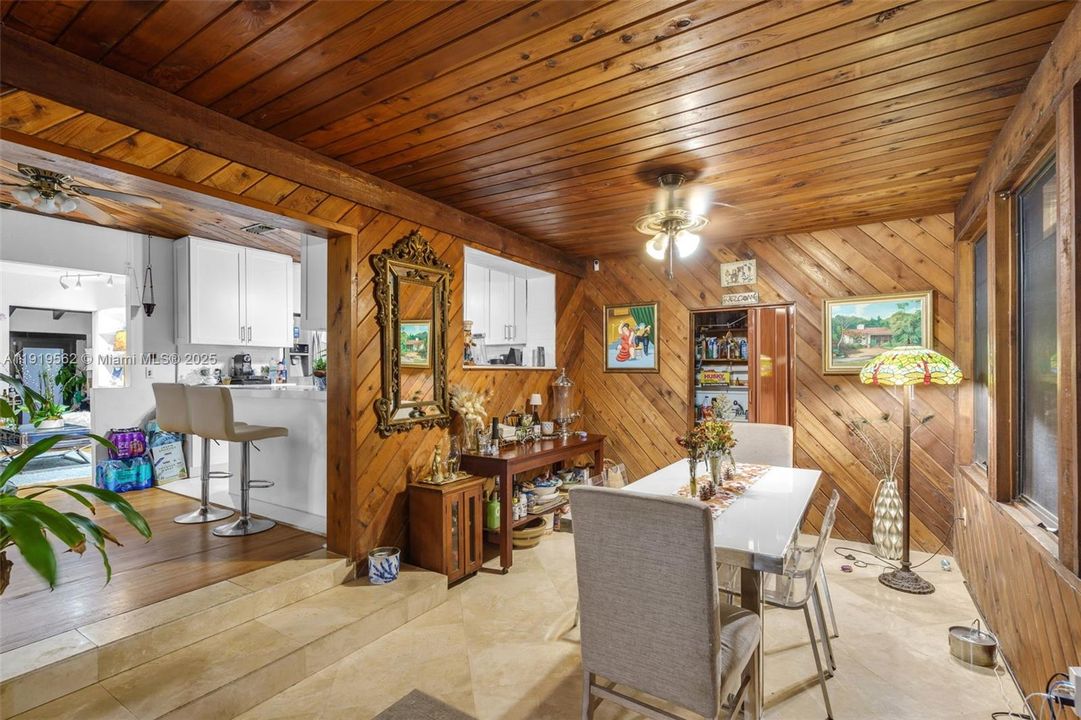 Active With Contract: $799,900 (4 beds, 2 baths, 1317 Square Feet)