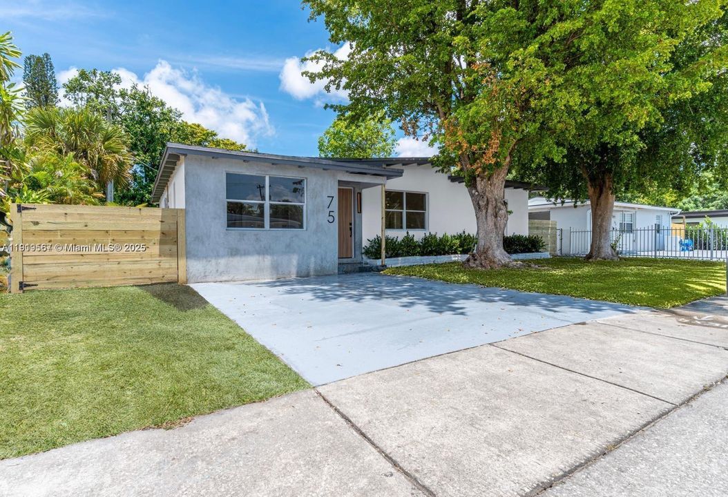 Activo con contrato: $565,000 (3 camas, 2 baños, 1064 Pies cuadrados)