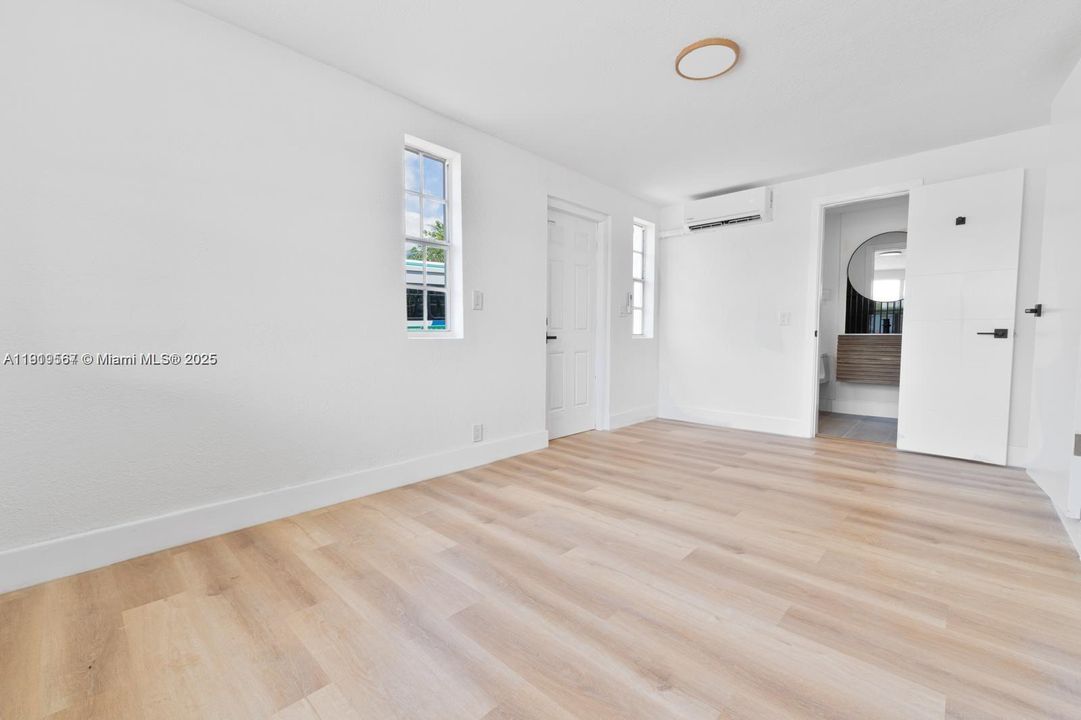 Activo con contrato: $565,000 (3 camas, 2 baños, 1064 Pies cuadrados)