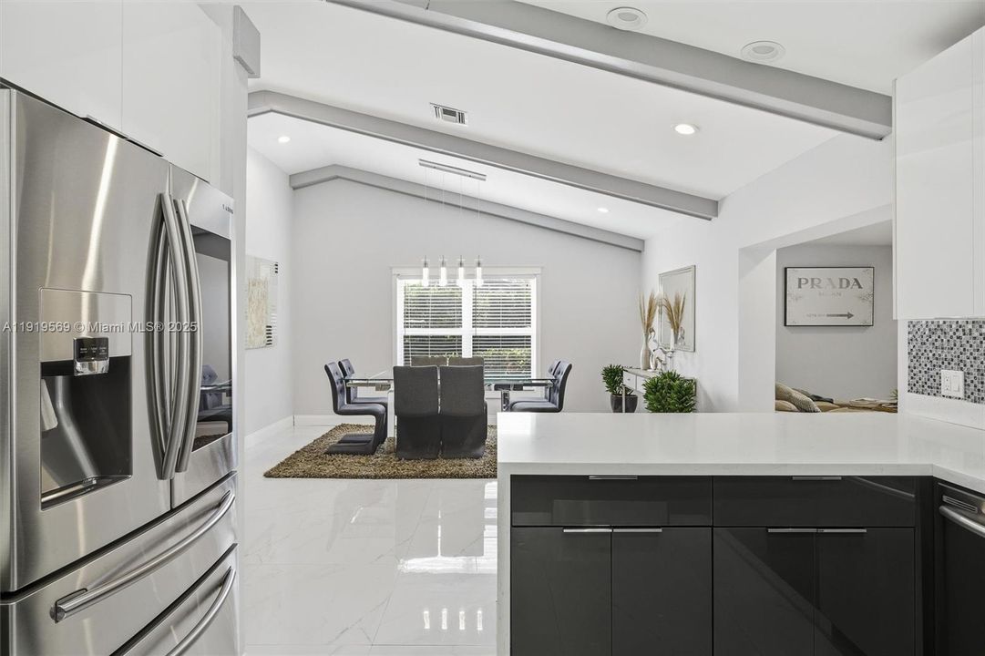 For Sale: $1,700,000 (5 beds, 3 baths, 3500 Square Feet)