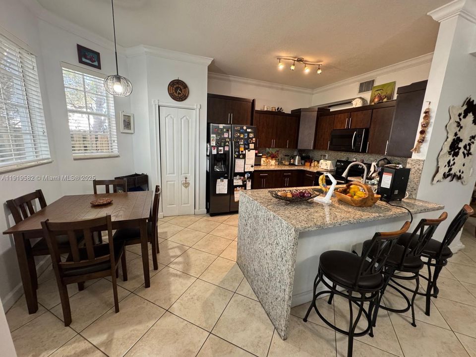 Active With Contract: $3,790 (4 beds, 2 baths, 1800 Square Feet)