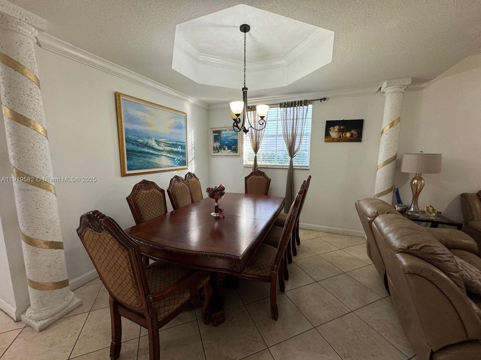 Active With Contract: $3,790 (4 beds, 2 baths, 1800 Square Feet)