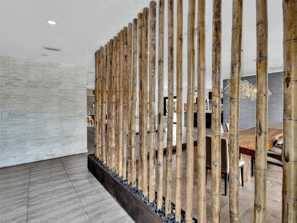 待售: $2,250,000 (5 贝兹, 4 浴室, 4073 平方英尺)