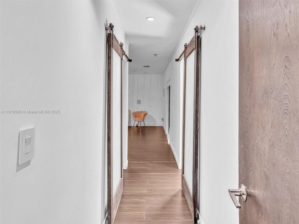 待售: $2,250,000 (5 贝兹, 4 浴室, 4073 平方英尺)