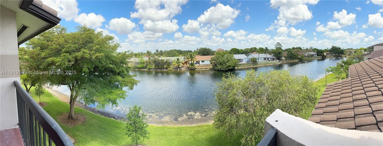 For Rent: $1,995 (2 beds, 2 baths, 986 Square Feet)