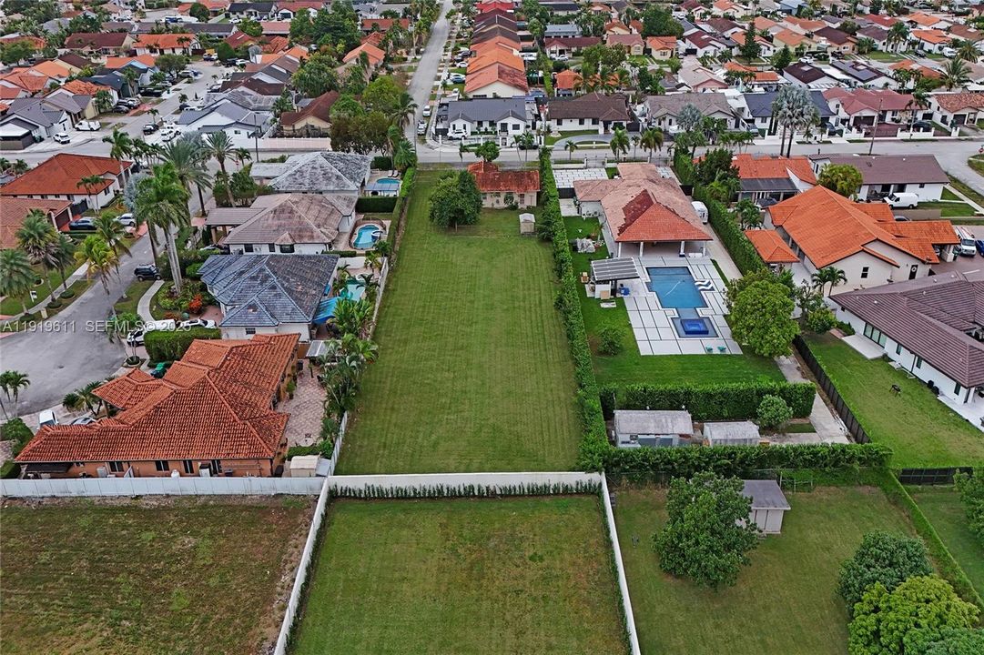 待售: $1,150,000 (3 贝兹, 2 浴室, 1410 平方英尺)