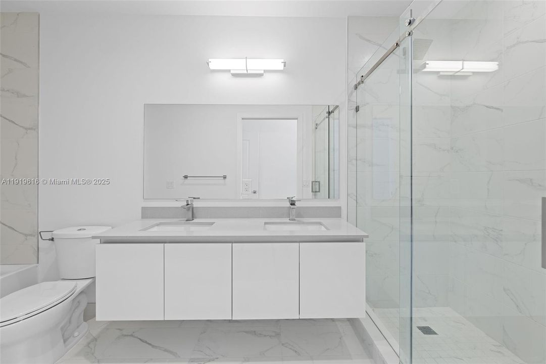 For Sale: $1,330,000 (2 beds, 2 baths, 1483 Square Feet)