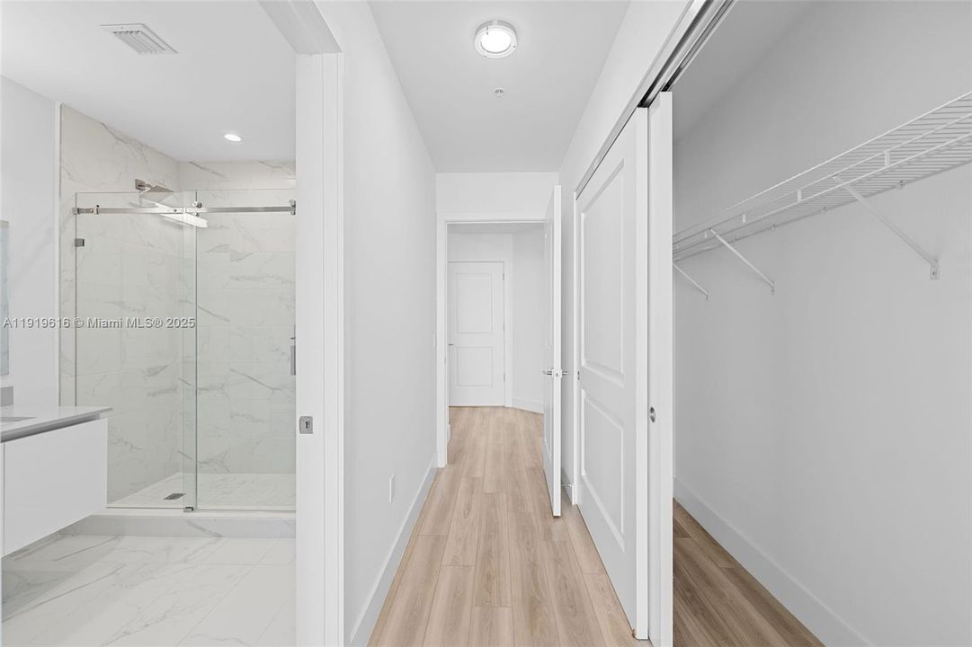 For Sale: $1,330,000 (2 beds, 2 baths, 1483 Square Feet)