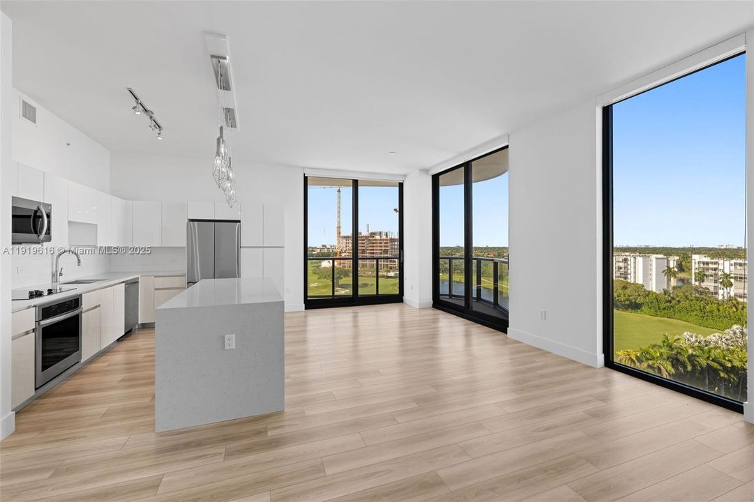 For Sale: $1,330,000 (2 beds, 2 baths, 1483 Square Feet)