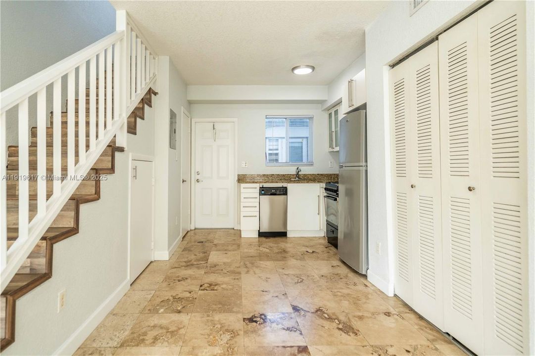 En Renta: $3,200 (2 camas, 2 baños, 1000 Pies cuadrados)