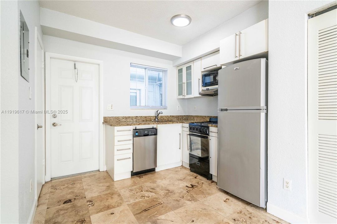 En Renta: $3,200 (2 camas, 2 baños, 1000 Pies cuadrados)