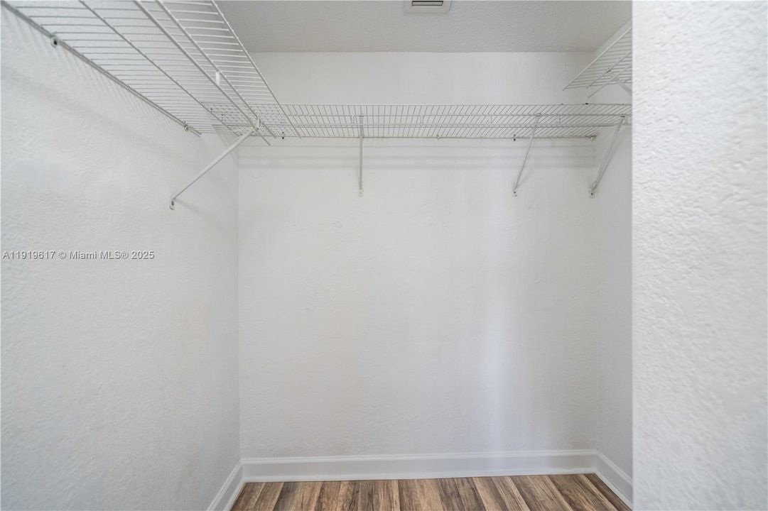 En Renta: $3,200 (2 camas, 2 baños, 1000 Pies cuadrados)