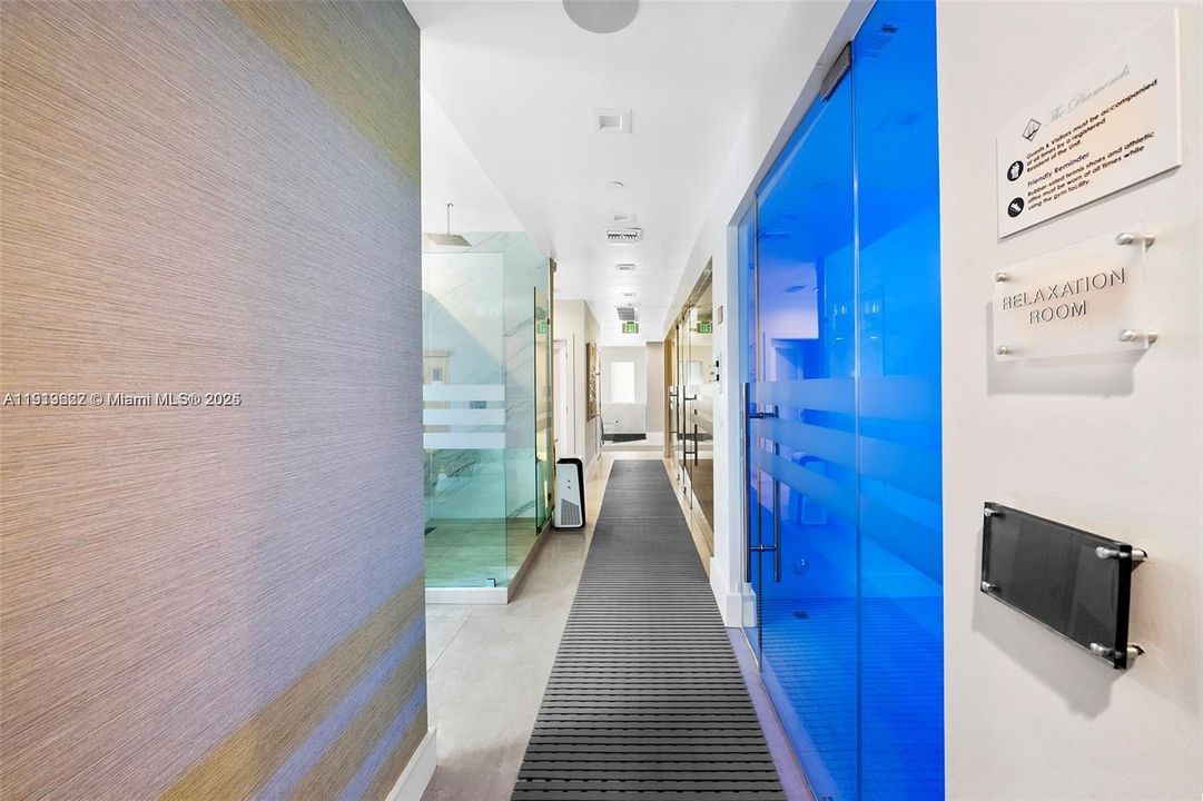 For Rent: $6,000 (1 beds, 2 baths, 1160 Square Feet)