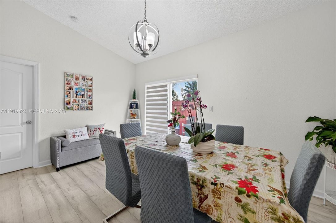 En Renta: $2,950 (4 camas, 2 baños, 0 Pies cuadrados)