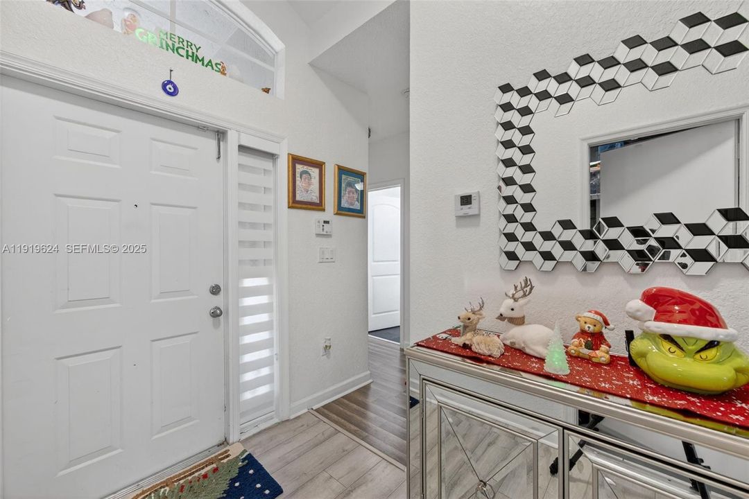 En Renta: $2,950 (4 camas, 2 baños, 0 Pies cuadrados)