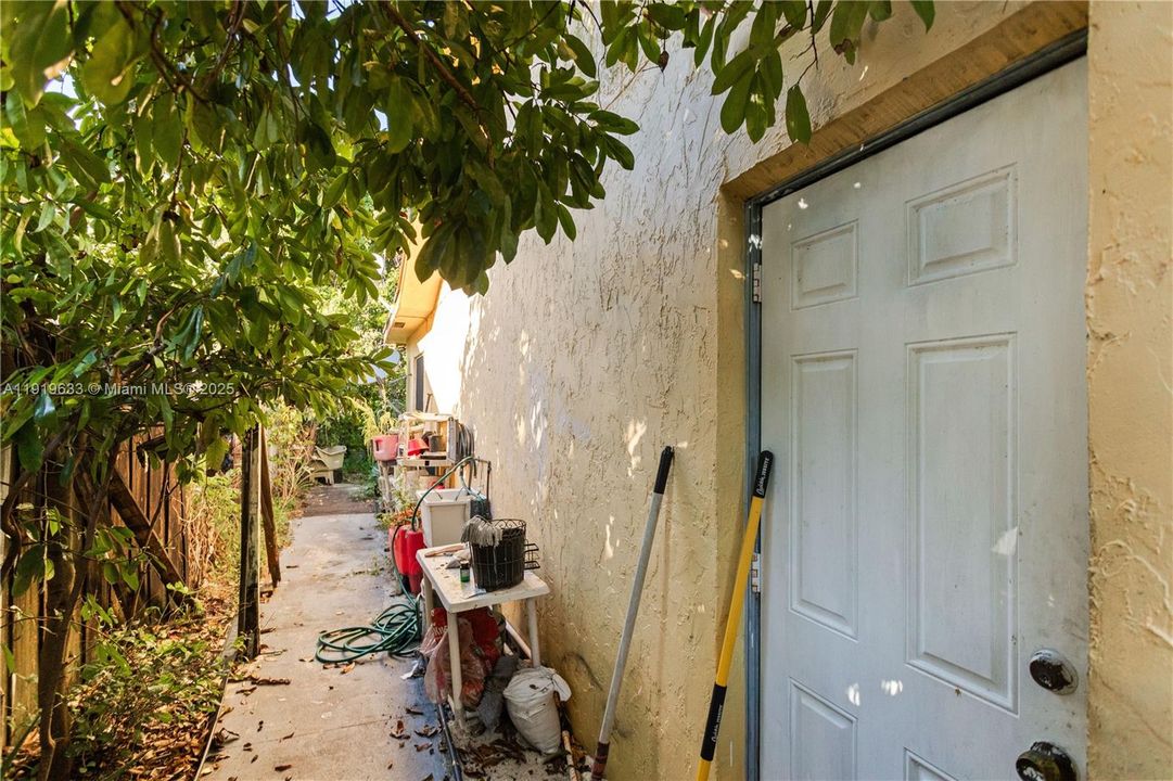 待售: $469,000 (3 贝兹, 2 浴室, 1731 平方英尺)