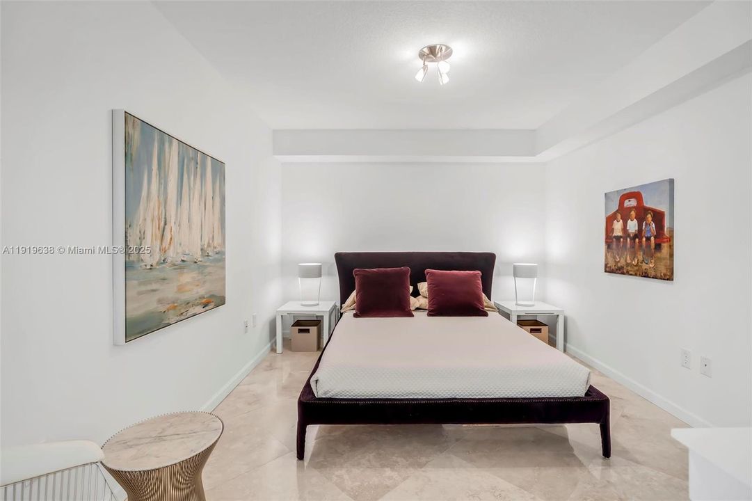 На продажу: $1,299,000 (2 спален, 2 ванн, 1445 Квадратных фут)