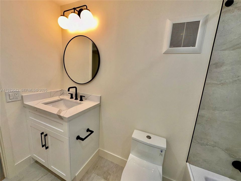 For Rent: $3,400 (3 beds, 2 baths, 1323 Square Feet)