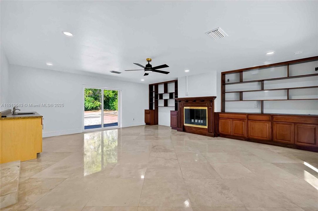 For Rent: $11,000 (4 beds, 4 baths, 2873 Square Feet)