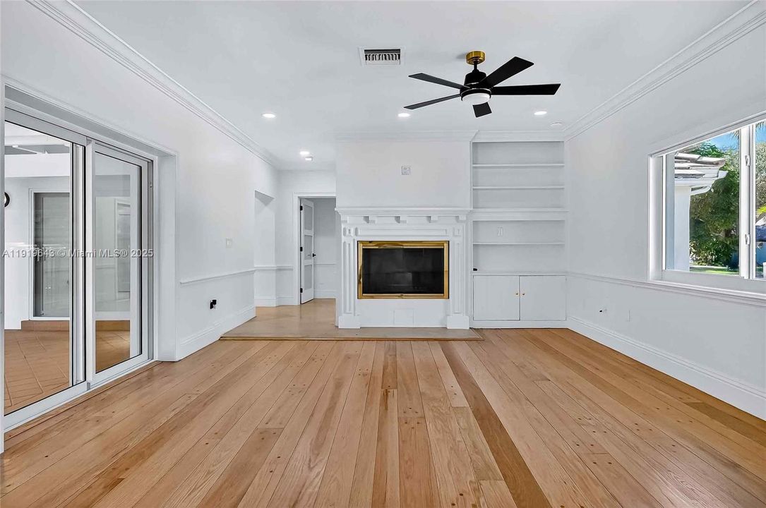 For Rent: $11,000 (4 beds, 4 baths, 2873 Square Feet)