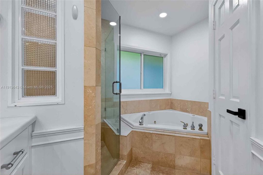 For Rent: $11,000 (4 beds, 4 baths, 2873 Square Feet)