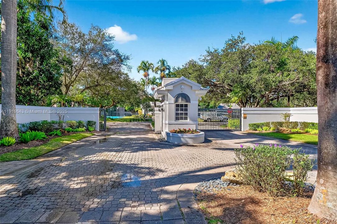 For Rent: $11,000 (4 beds, 4 baths, 2873 Square Feet)