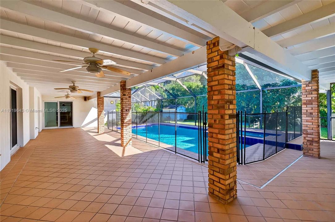 For Rent: $11,000 (4 beds, 4 baths, 2873 Square Feet)