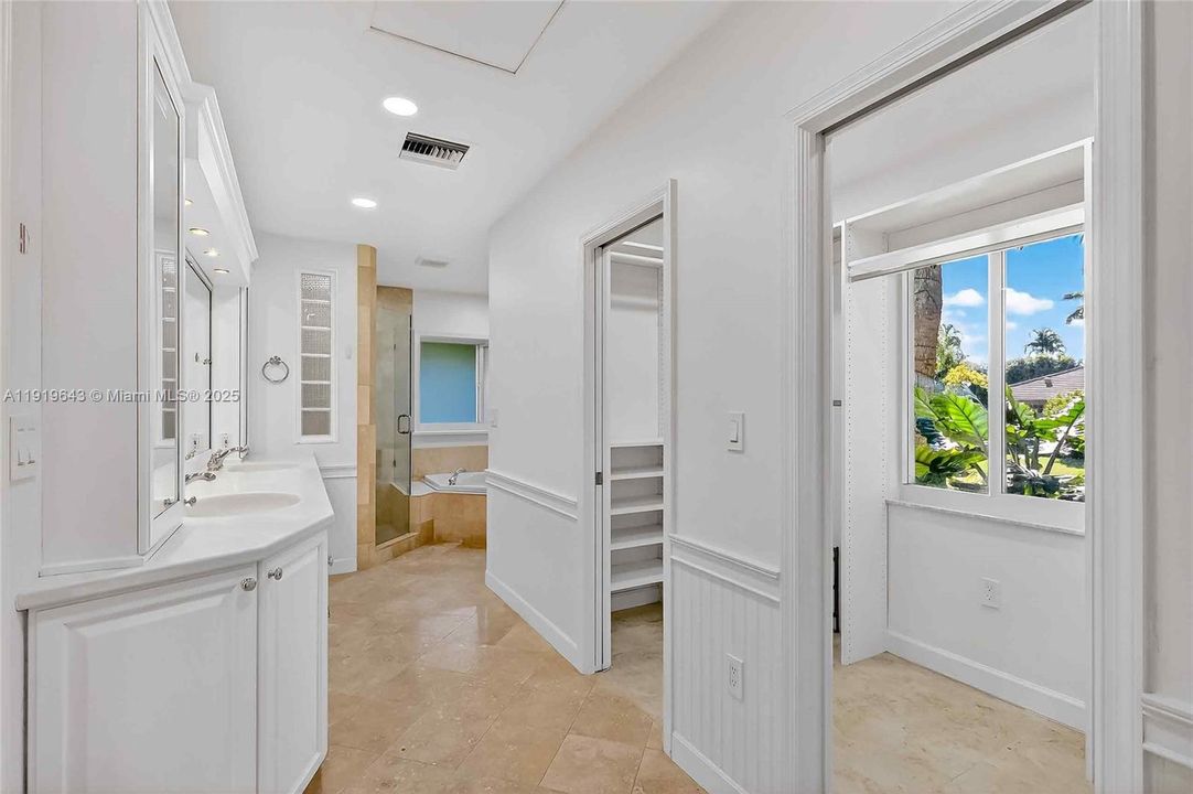 For Rent: $11,000 (4 beds, 4 baths, 2873 Square Feet)