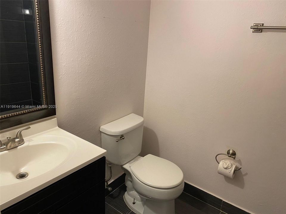 Bathroom 2 (upstairs)