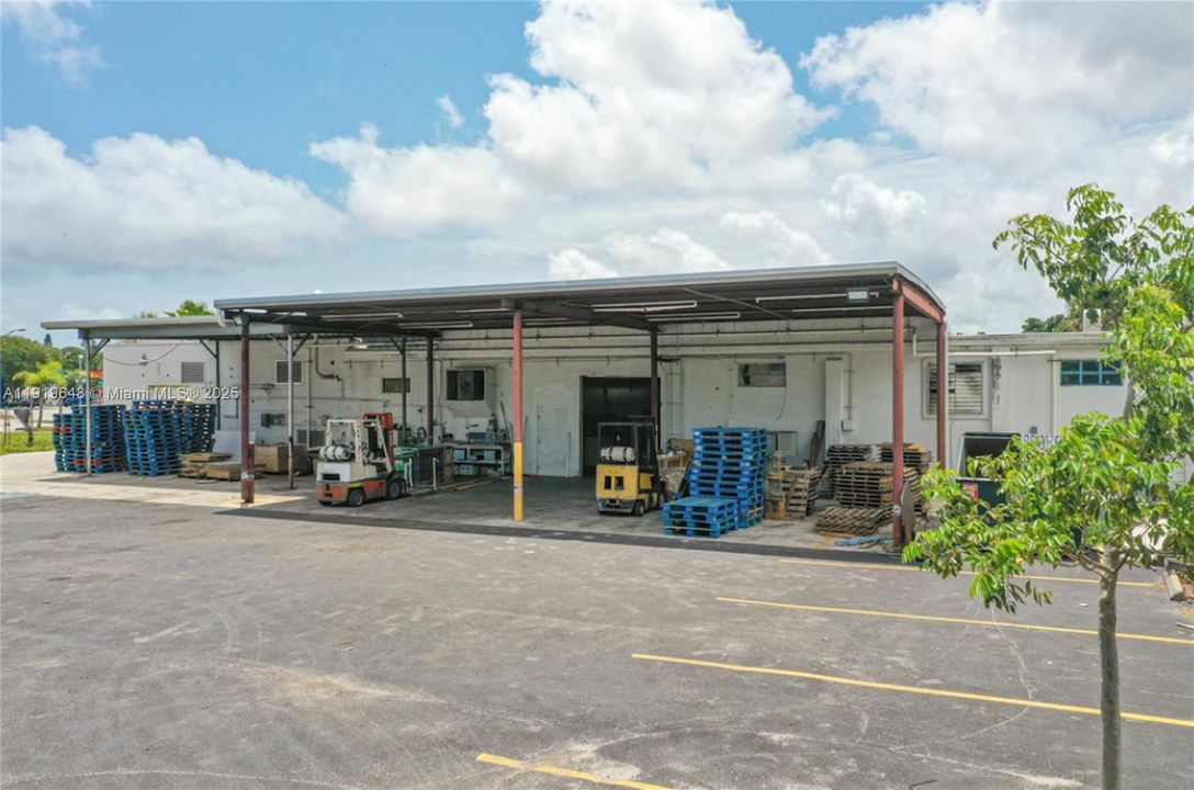 For Rent: $16 (0 beds, 0 baths, 0 Square Feet)