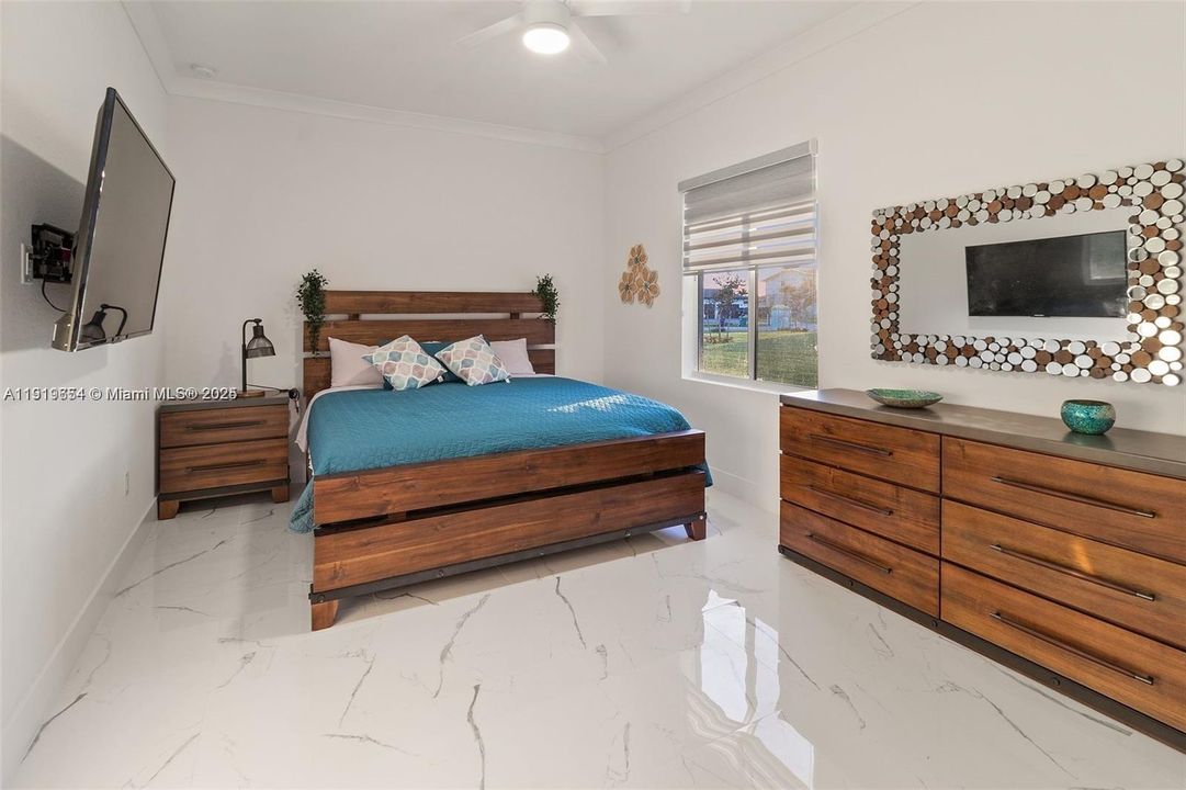 待售: $1,947,777 (5 贝兹, 3 浴室, 2863 平方英尺)