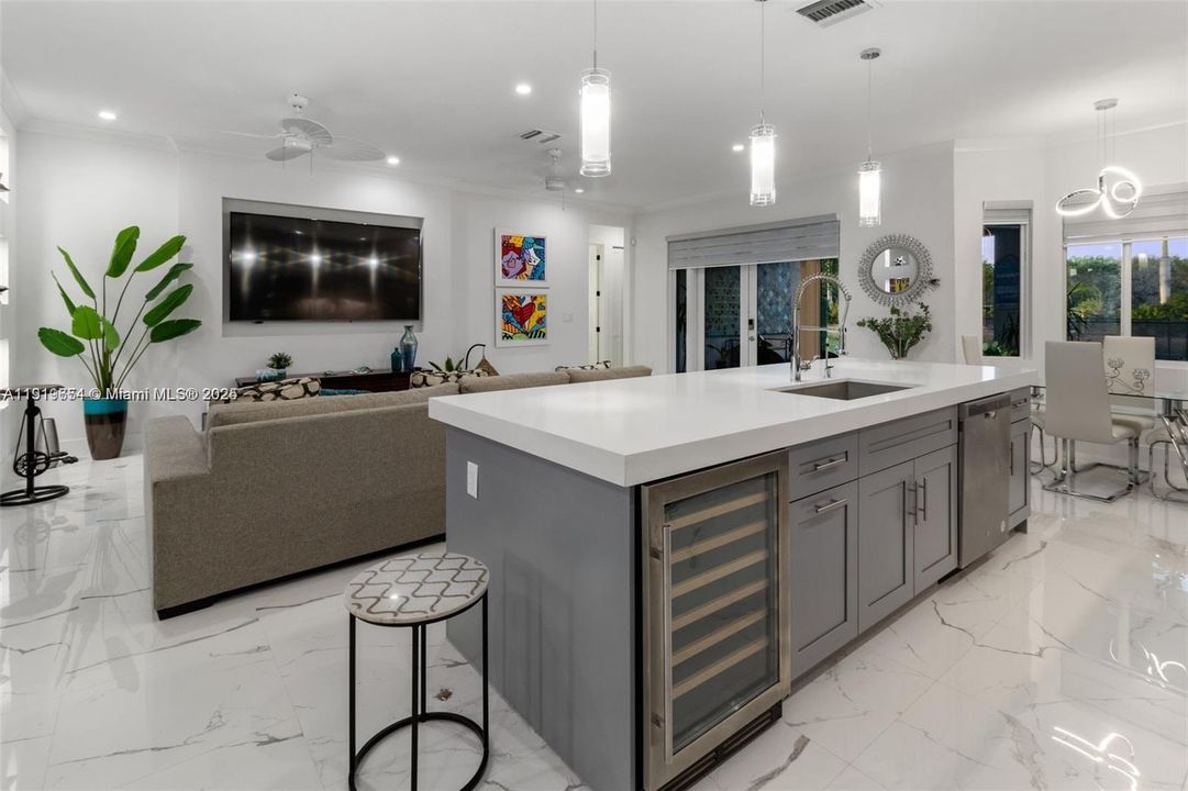 待售: $1,947,777 (5 贝兹, 3 浴室, 2863 平方英尺)