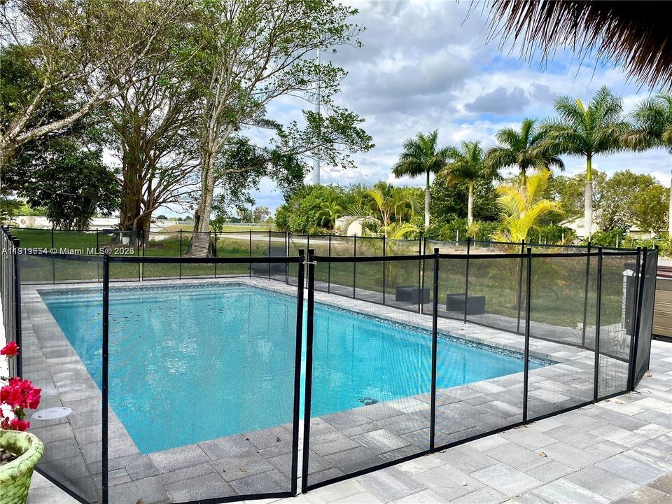 待售: $1,947,777 (5 贝兹, 3 浴室, 2863 平方英尺)