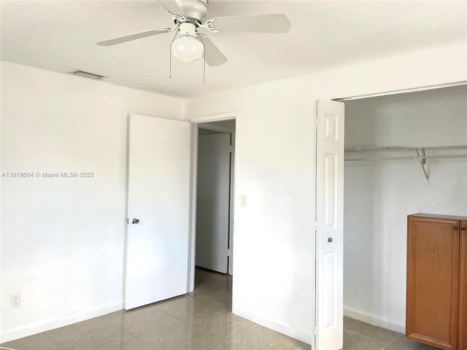 For Rent: $3,200 (4 beds, 3 baths, 1558 Square Feet)
