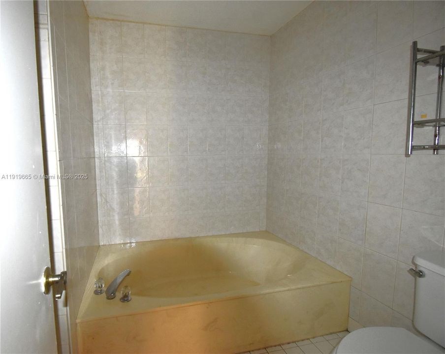 待售: $509,000 (3 贝兹, 2 浴室, 1581 平方英尺)